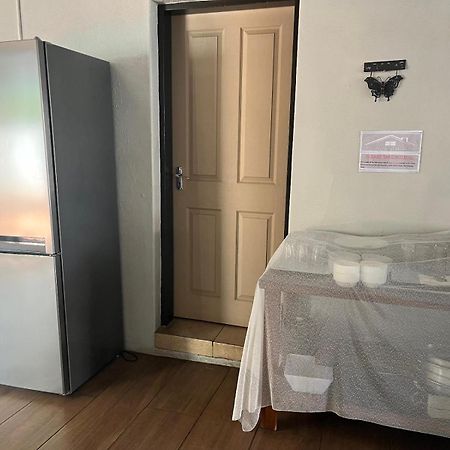La Belle Guesthouse Parys Dış mekan fotoğraf